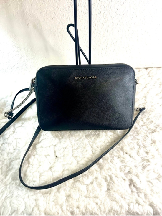 Michael Kors Handbags - Michael Kors Jet Set Travel Large Black Crossbody Saffiano Leather